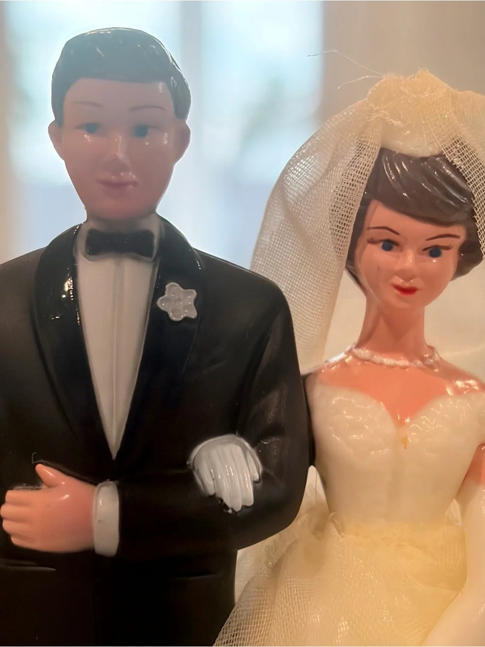 Vintage Wilton Bride & Groom Wedding Cake Topper Veil Plastic White Black 1988
